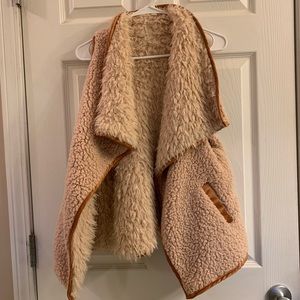 Boutique faux fur vest